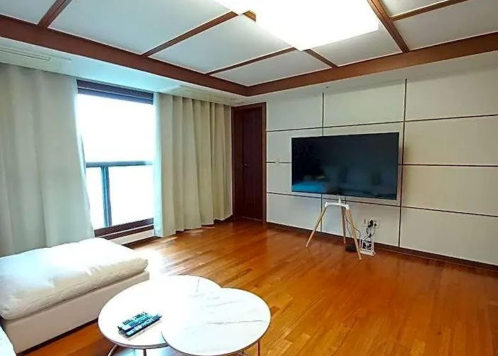 #luxury Gangnam Apartment#full Option#3 + 2 Bathrooms#2 Minutes Walk To Subway Station ホテル 4*