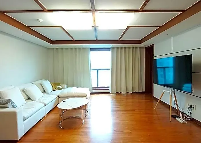 #luxury Gangnam Apartment#full Option#3 + 2 Bathrooms#2 Minutes Walk To Subway Station 4* ソウル特別市